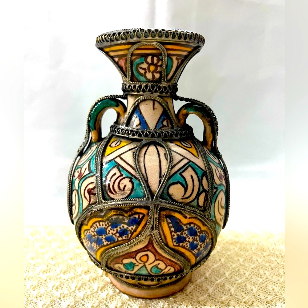 Pottery pot/Moroccan vase/Fes pottery pot with silver